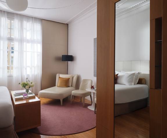 Junior Suite City View The Excelsior Thessaloniki (3)